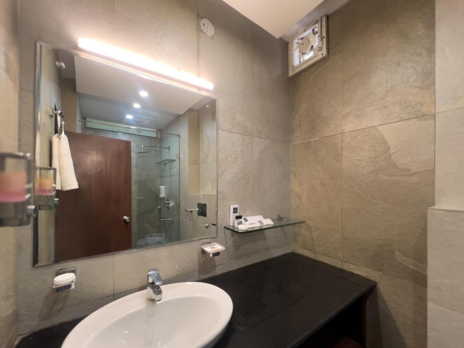 Hotel Park Royale Inn Mussoorie Quarto foto