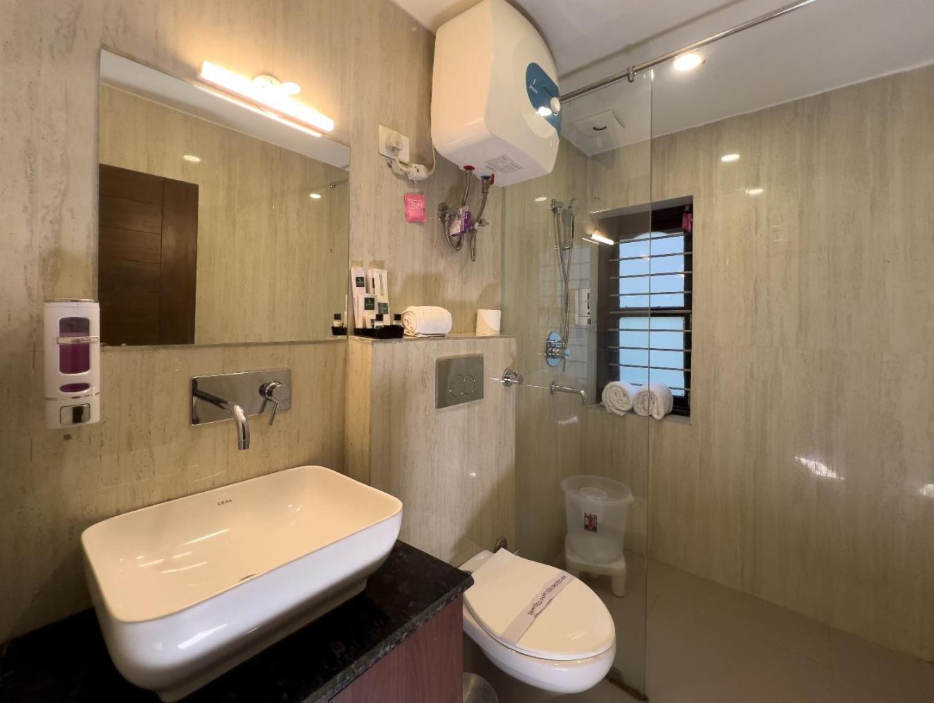 Hotel Park Royale Inn Mussoorie Quarto foto
